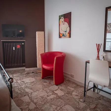 Bed & Breakfast Civico 8 -