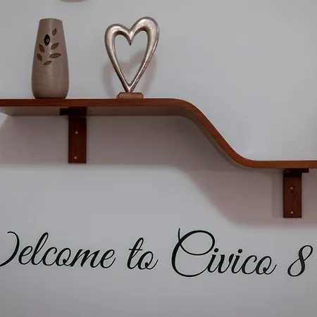Civico 8 - Couette-café *