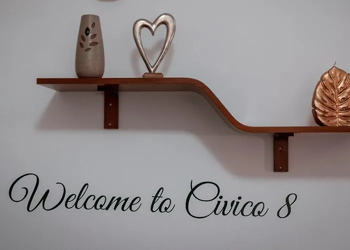 Civico 8 - Bed & Breakfast 4*