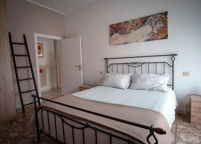Bed & Breakfast Civico 8 - 4*
